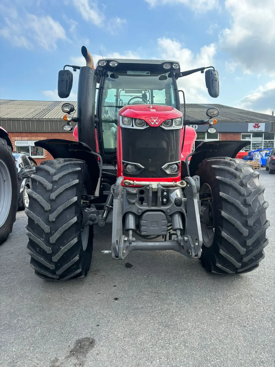 2019 Massey Ferguson 7722S - Image 3
