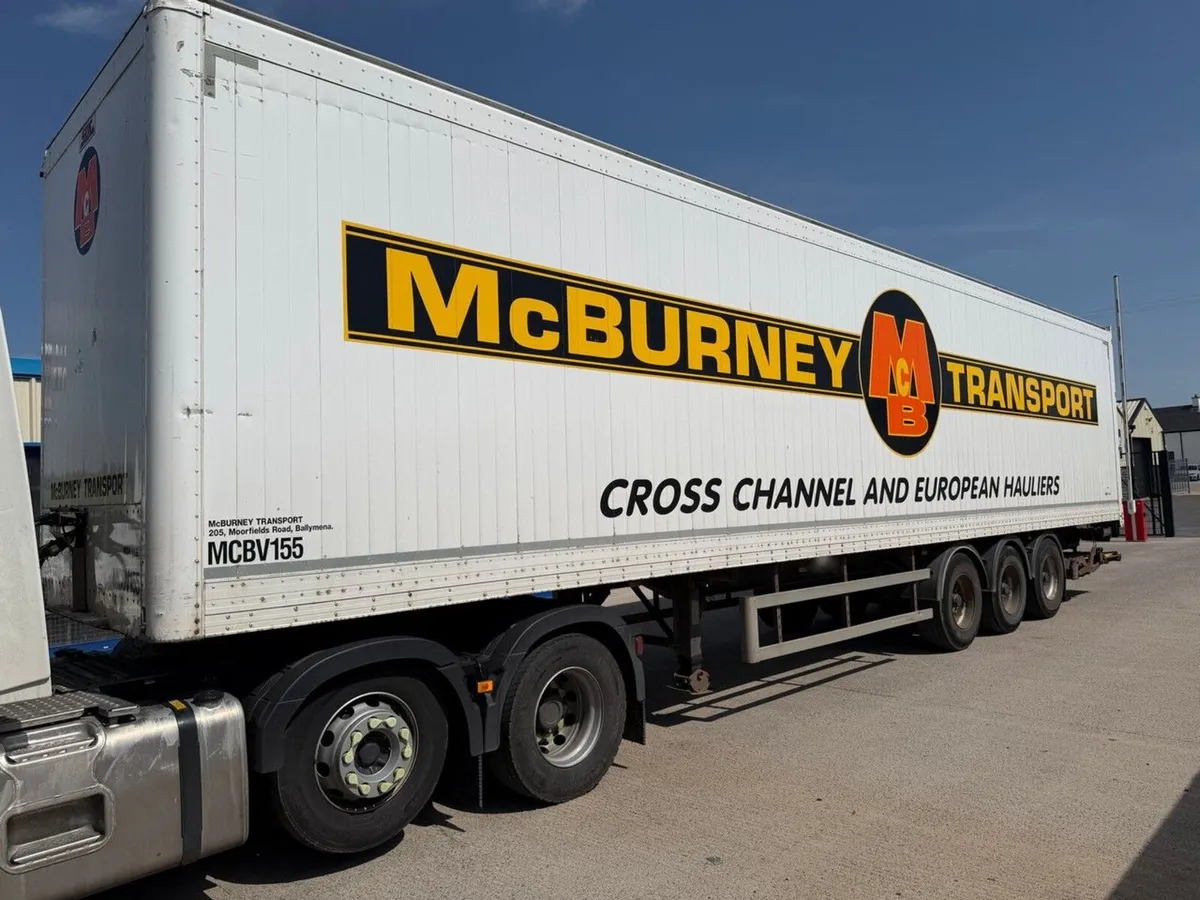 SDC 45FT 39 TON TRI AXLE BOX TRAILER - Image 3