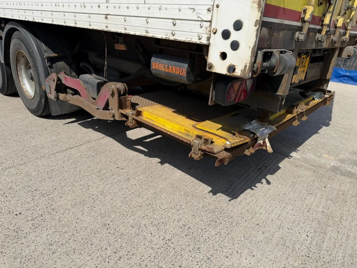 SDC 45FT 39 TON TRI AXLE BOX TRAILER - Image 4
