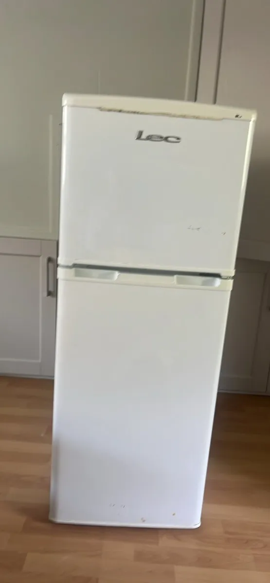 Fridge freezer - Image 2