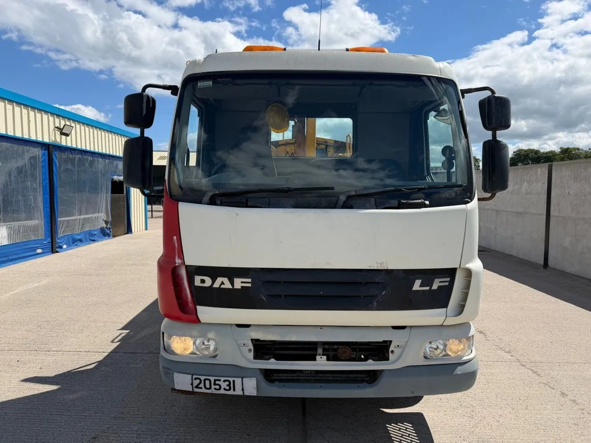 DAF LF45.140 4x2 7.5 TON TARMAC HOTBOX LORRY - Image 3