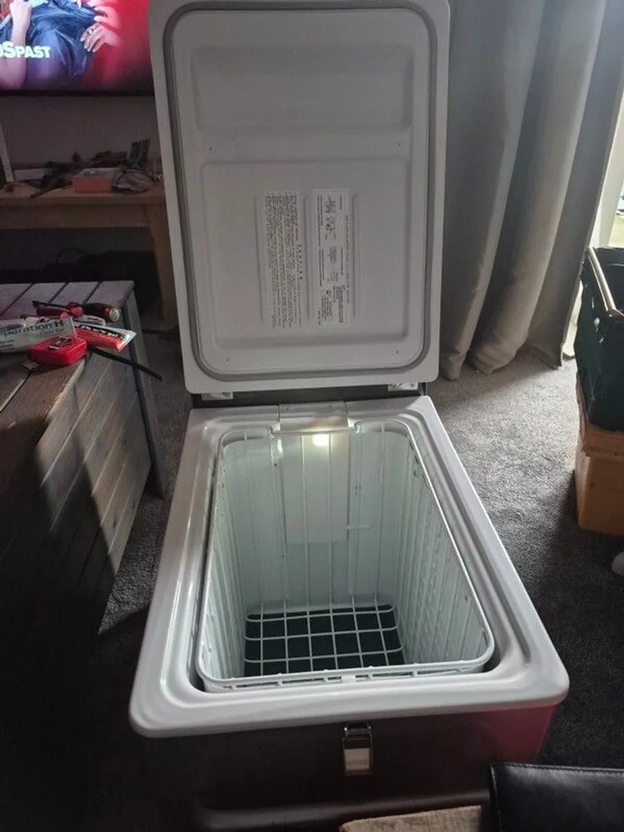 Engel fridge 12v-220v - Image 3