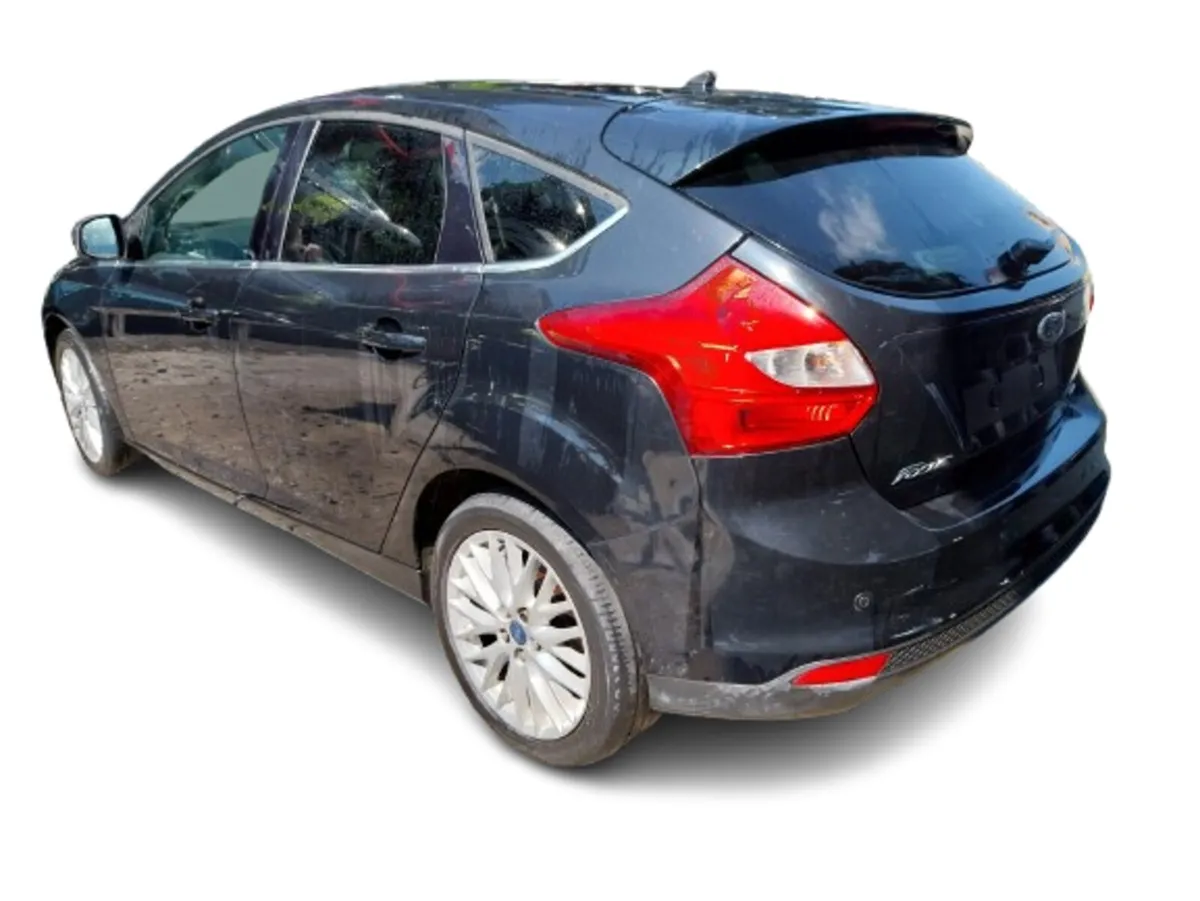 2012 FORD FOCUS  For Breaking/Dismantling - Image 4