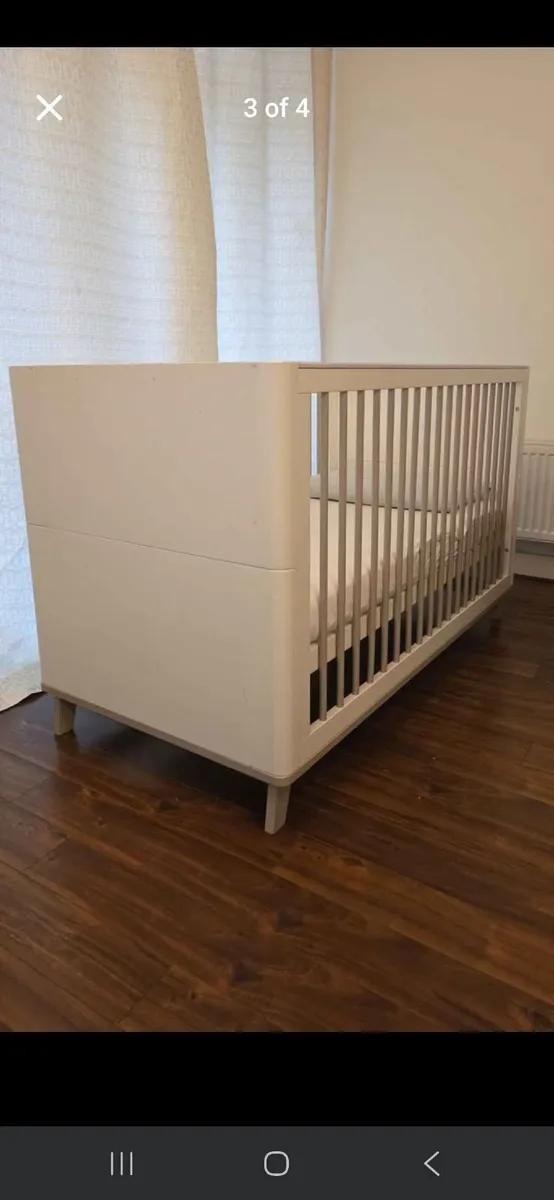 Convertible cot bed with mattress - Image 4