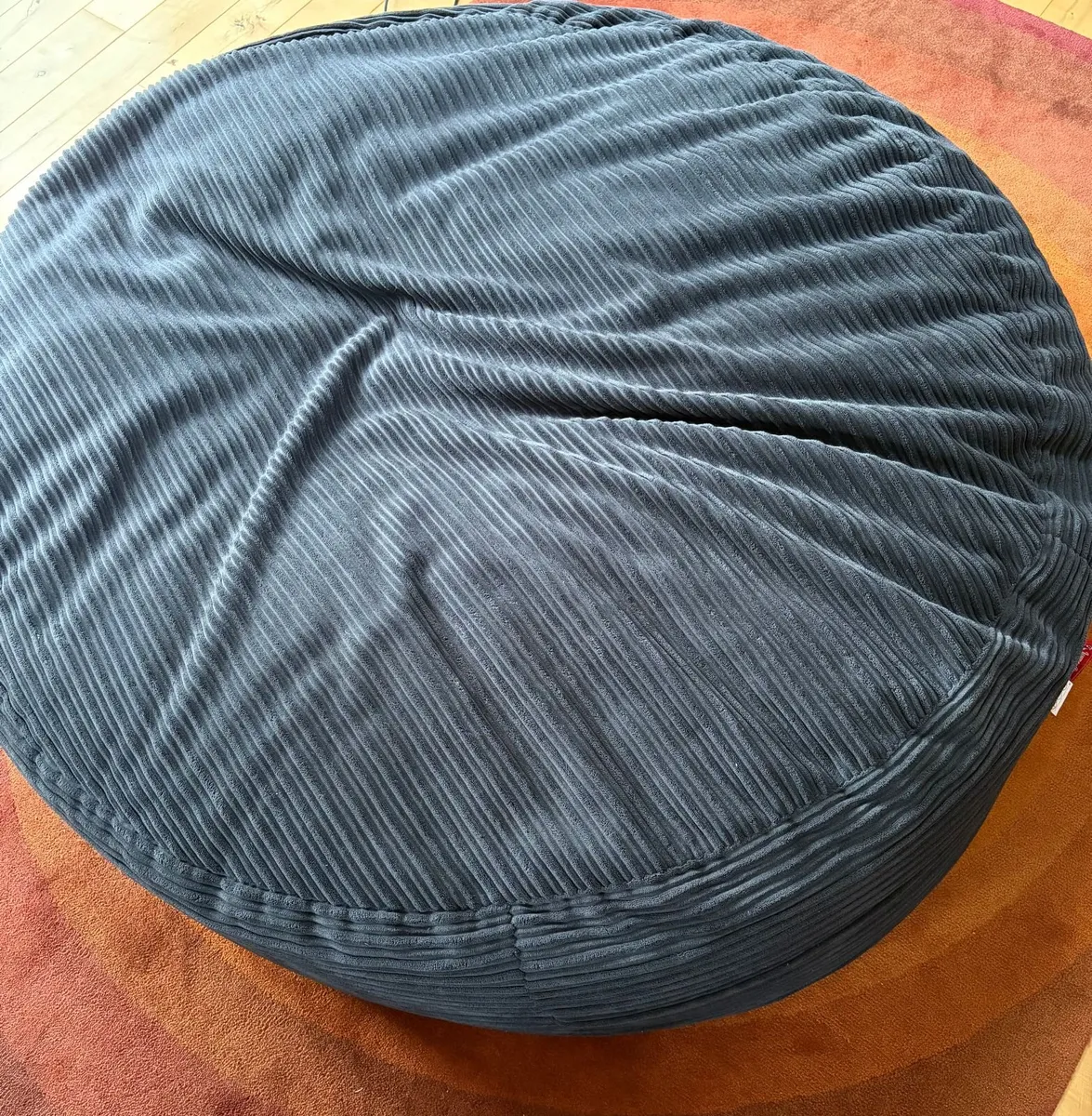 Big Bertha Original Bean Bag, Like new - Image 2