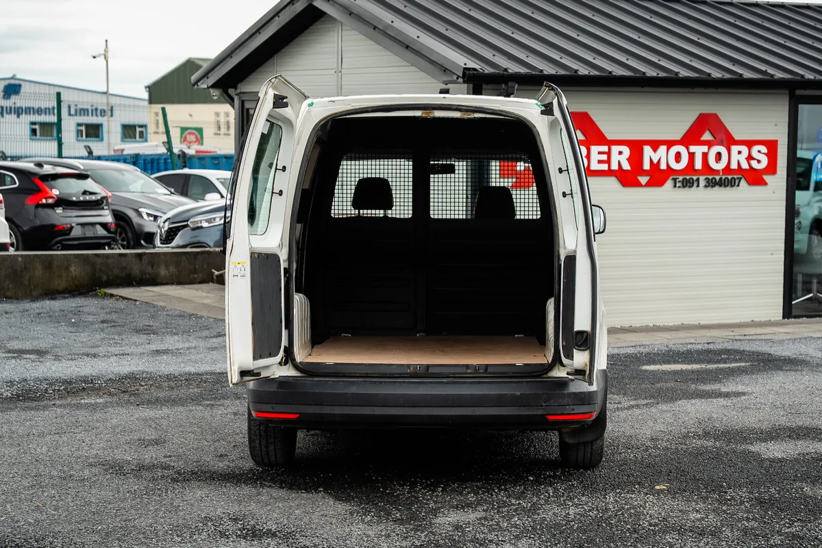 2019 Volkswagen Caddy PVM TDI 102HP MANUAL 5SPEED - Image 3