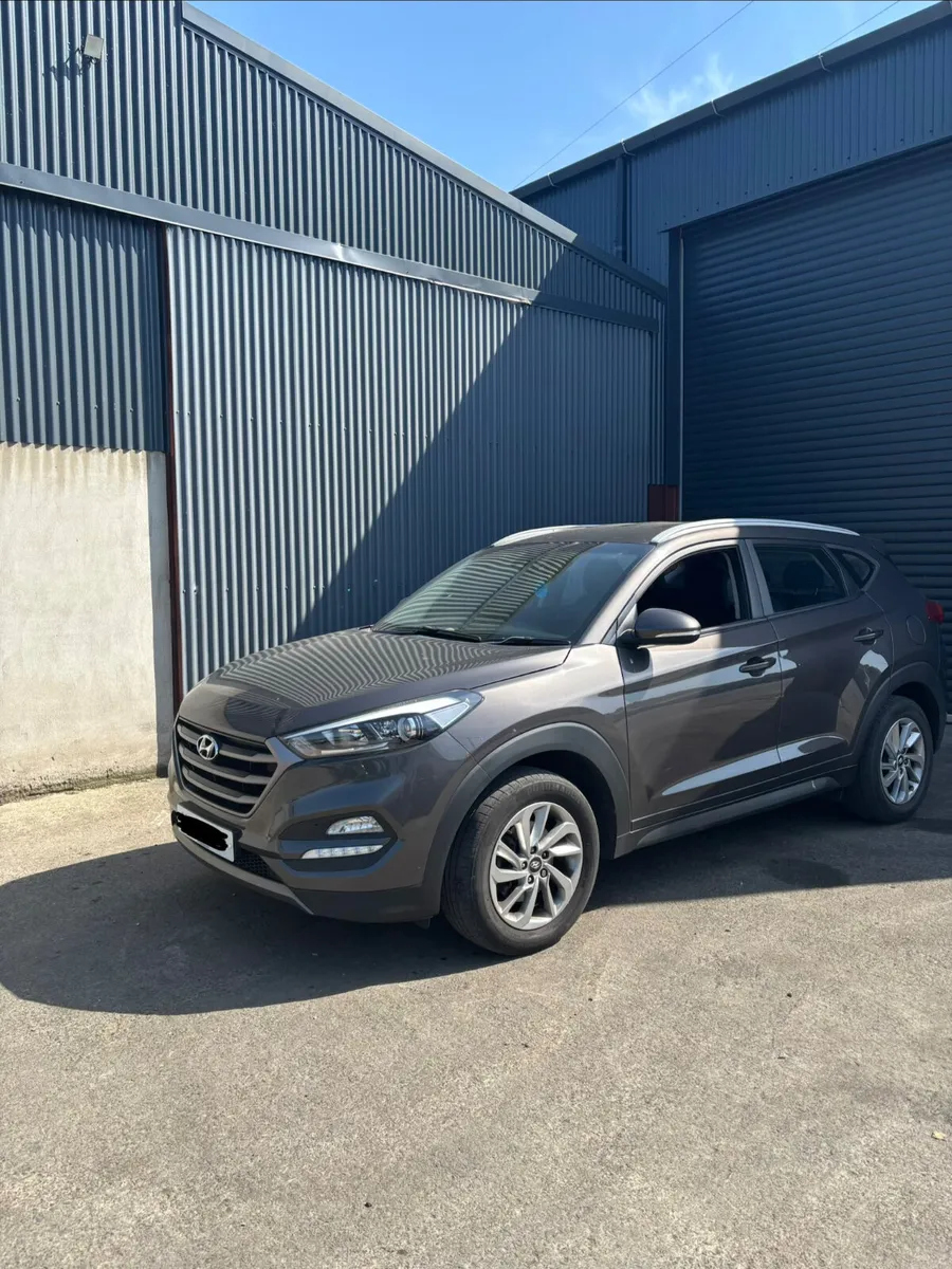 2016 Hyundai Tucson for Breaking - Image 2