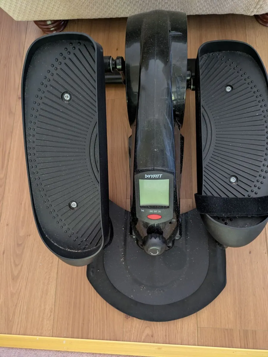 Leg exerciser - Image 2
