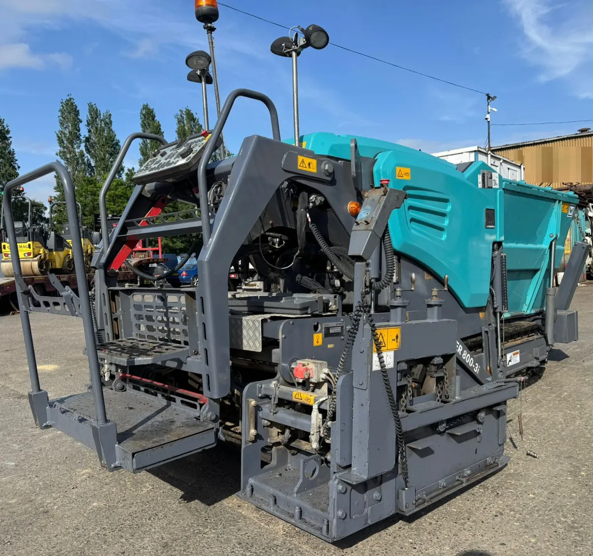 VÖGELE Super 800-3i (S 800 - 3 i ) Mini Paver - Image 2