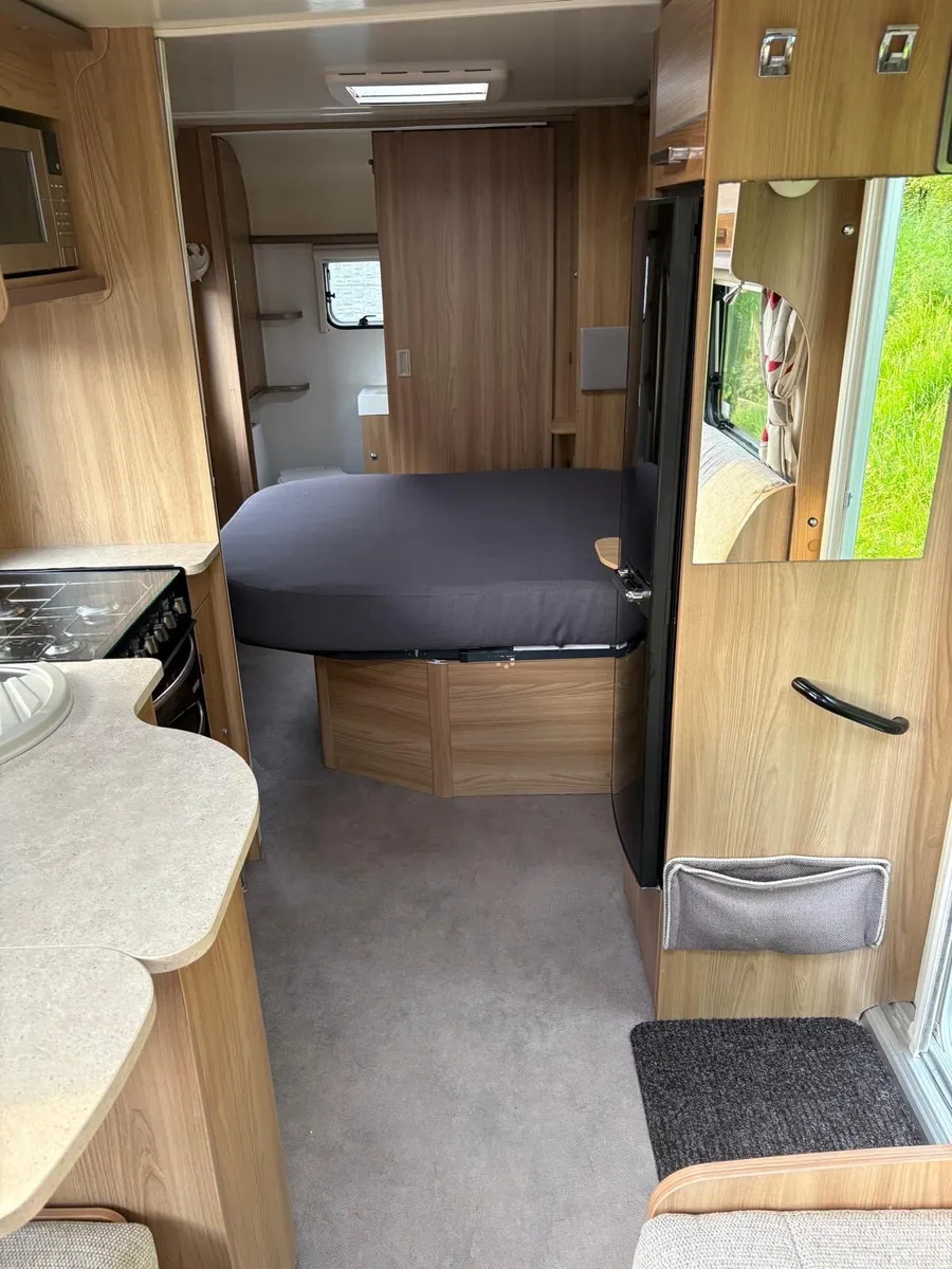 2017 Bailey Pegasus with island bed - Image 2