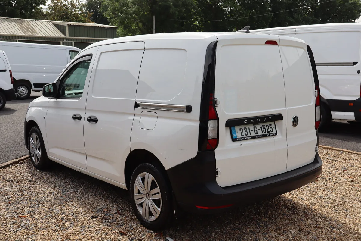 Volkswagen Caddy 2023 - Image 3