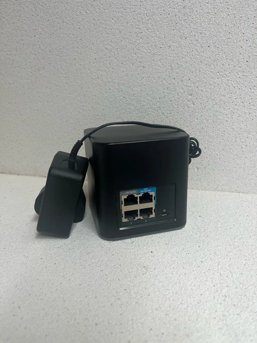 airCube Home Wi-Fi Access Point with PoE - Image 2