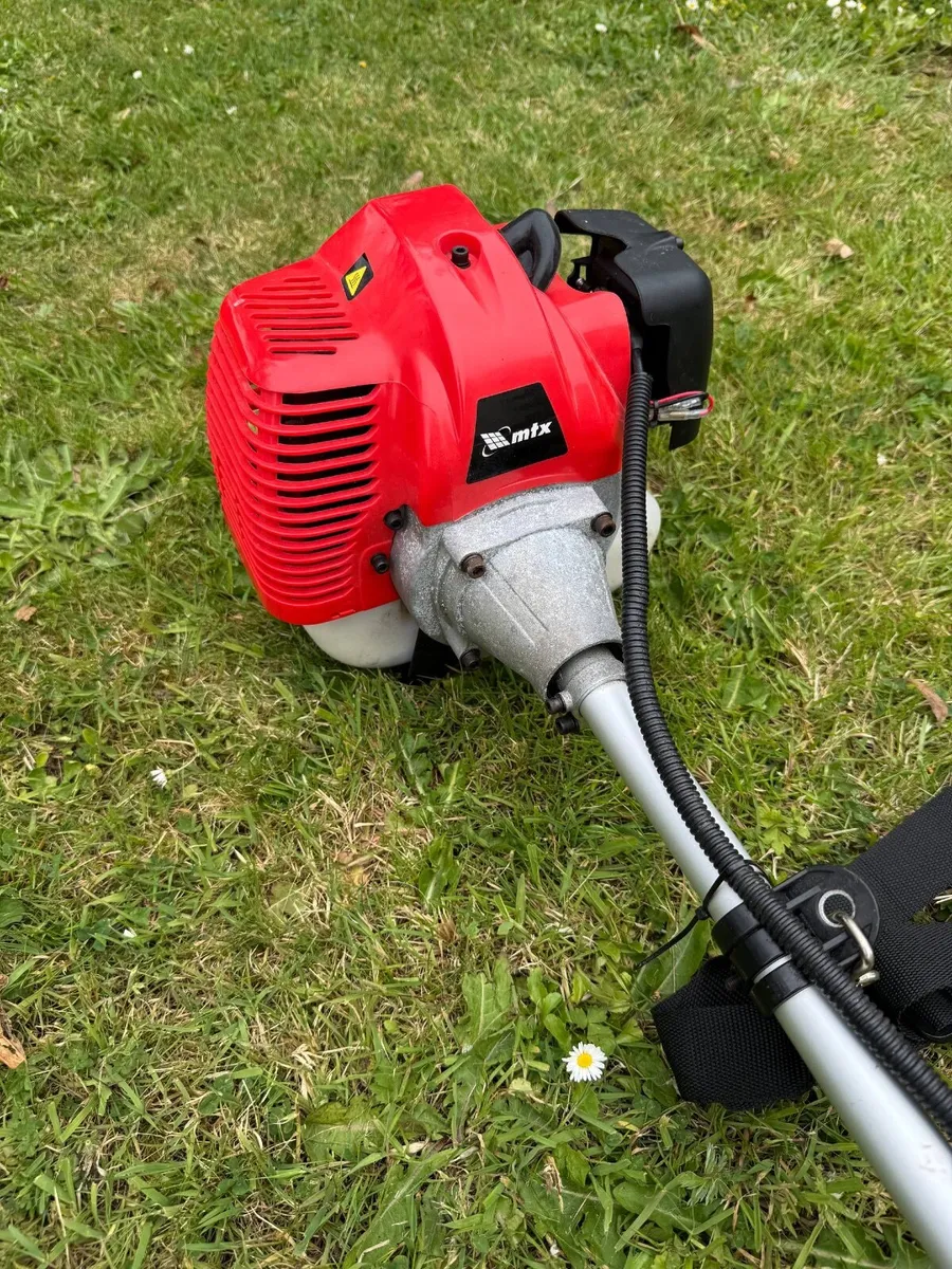 MTX MT-52-2 Petrol Strimmer - Image 4