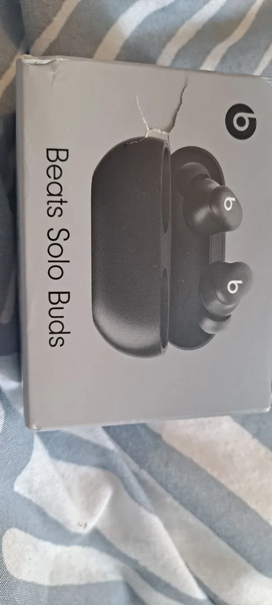 Beats  Solo Buds