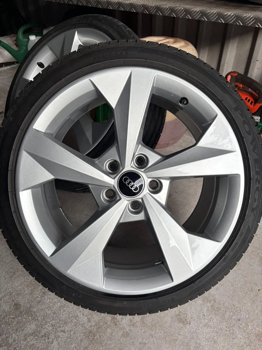 Tyres and Alloys - Image 1