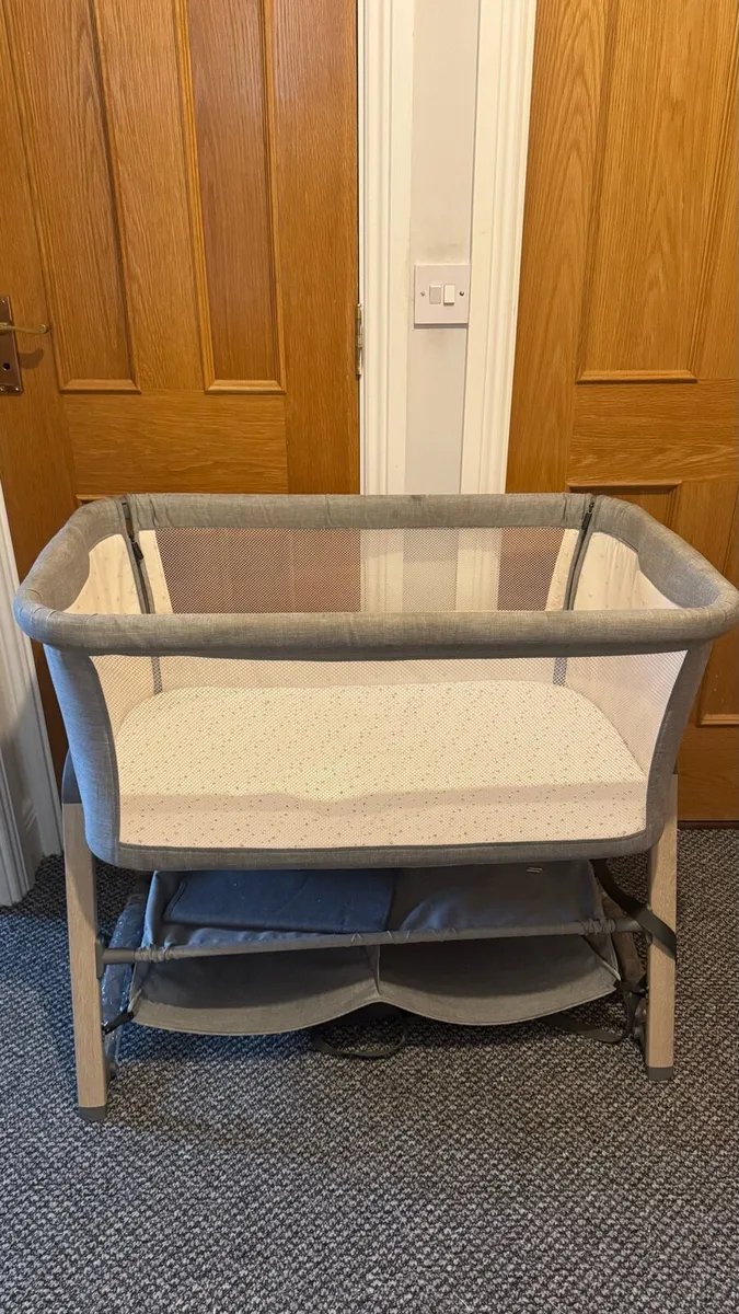 Crib - Image 2
