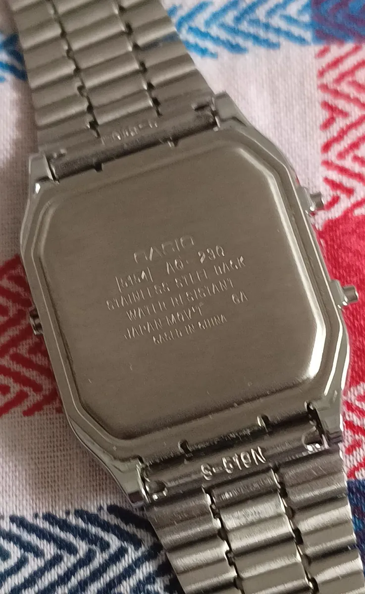 Casio Retro Style Unisex Watch - Image 3