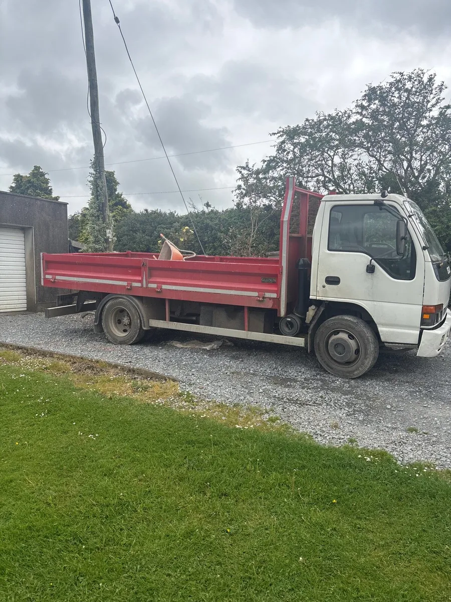 Isuzu NPR  white - Image 2