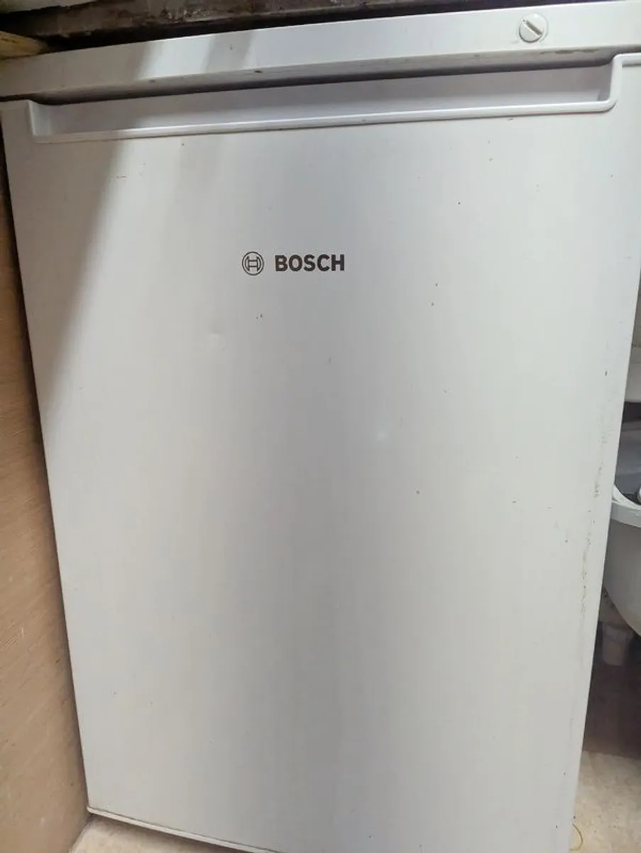 fridge freezzer - Image 1