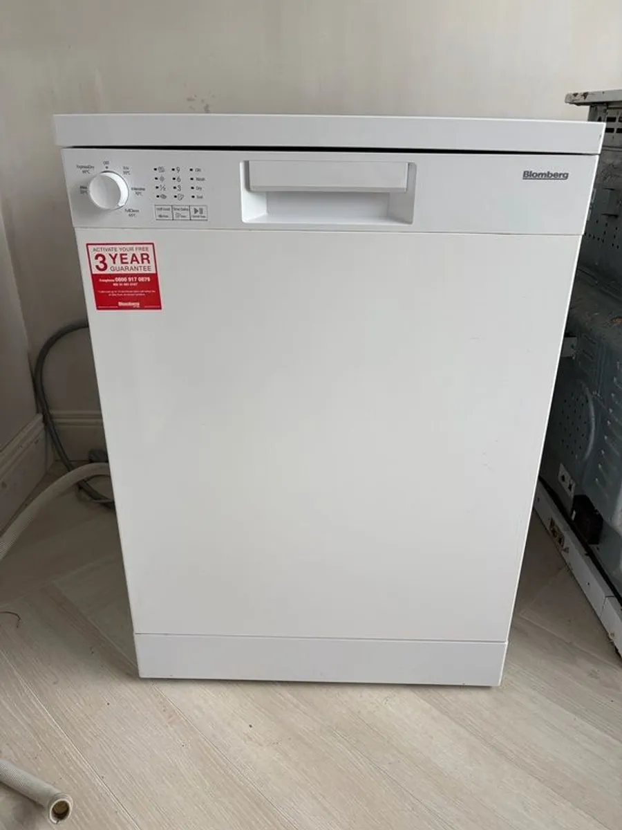 Dishwasher - Image 1