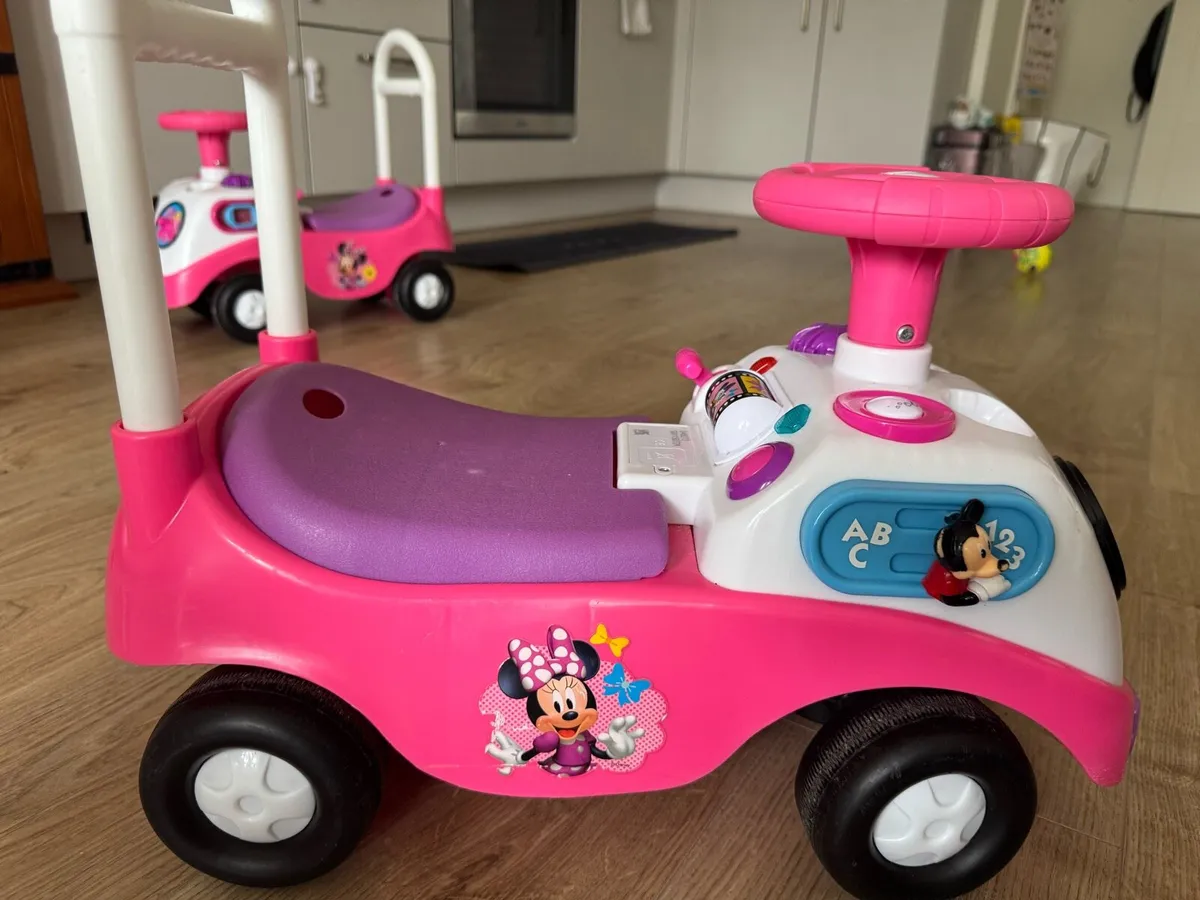 Ride on kids toy car - Image 2