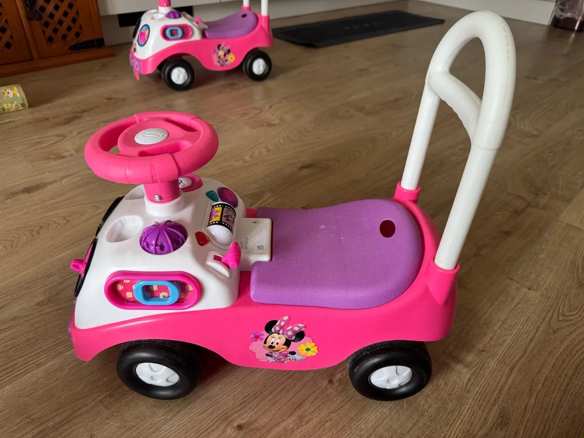 Ride on kids toy car - Image 4