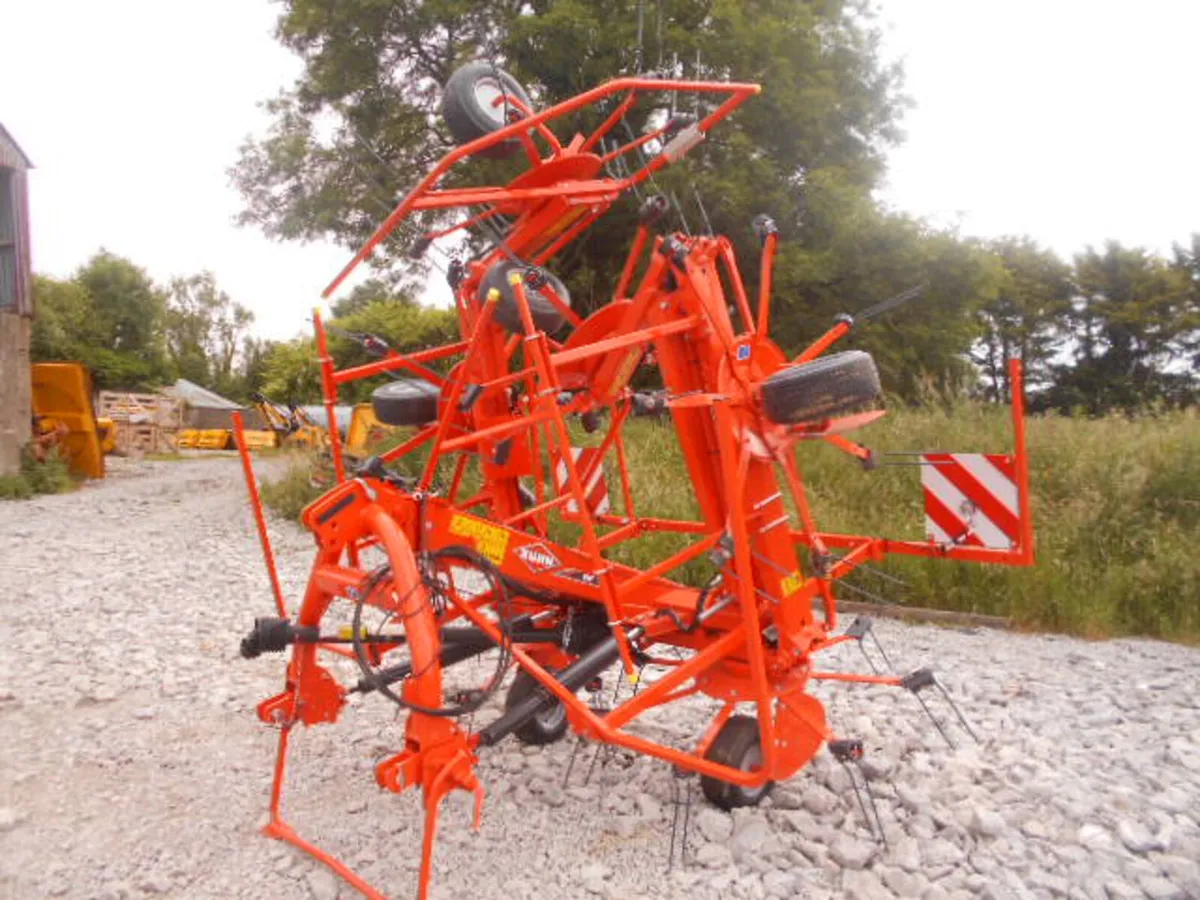 KUHN GF 7802 6-ROTOR TEDDER (NEW @ 0%) - Image 1