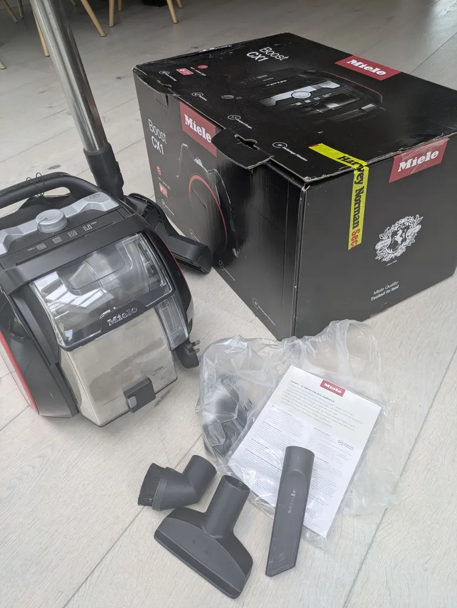 Miele bagless vacuum boost CX1 - Image 2