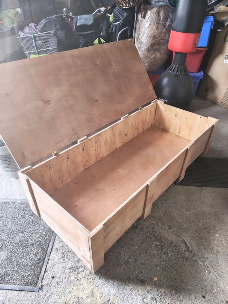 Dog cage & Free Storage box - Image 3