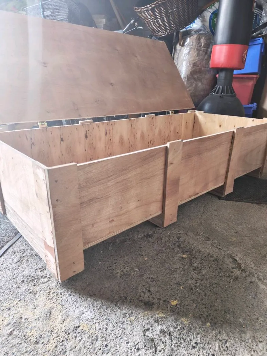 Dog cage & Free Storage box - Image 2