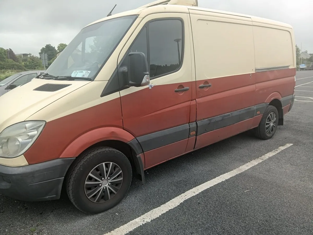 2008 Mercedes Sprinter LWB - Image 3