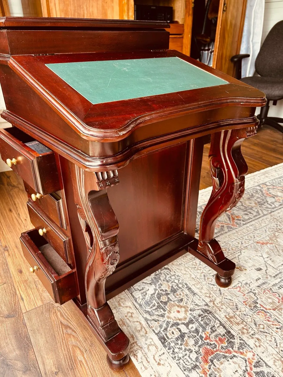 Davenport Desk - Image 1