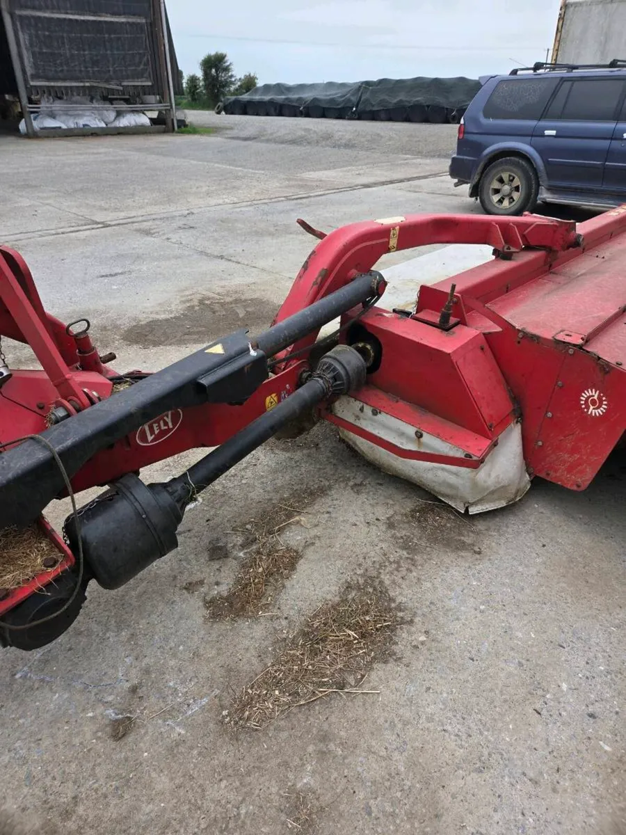 Lely 320 mower conditioner - Image 2