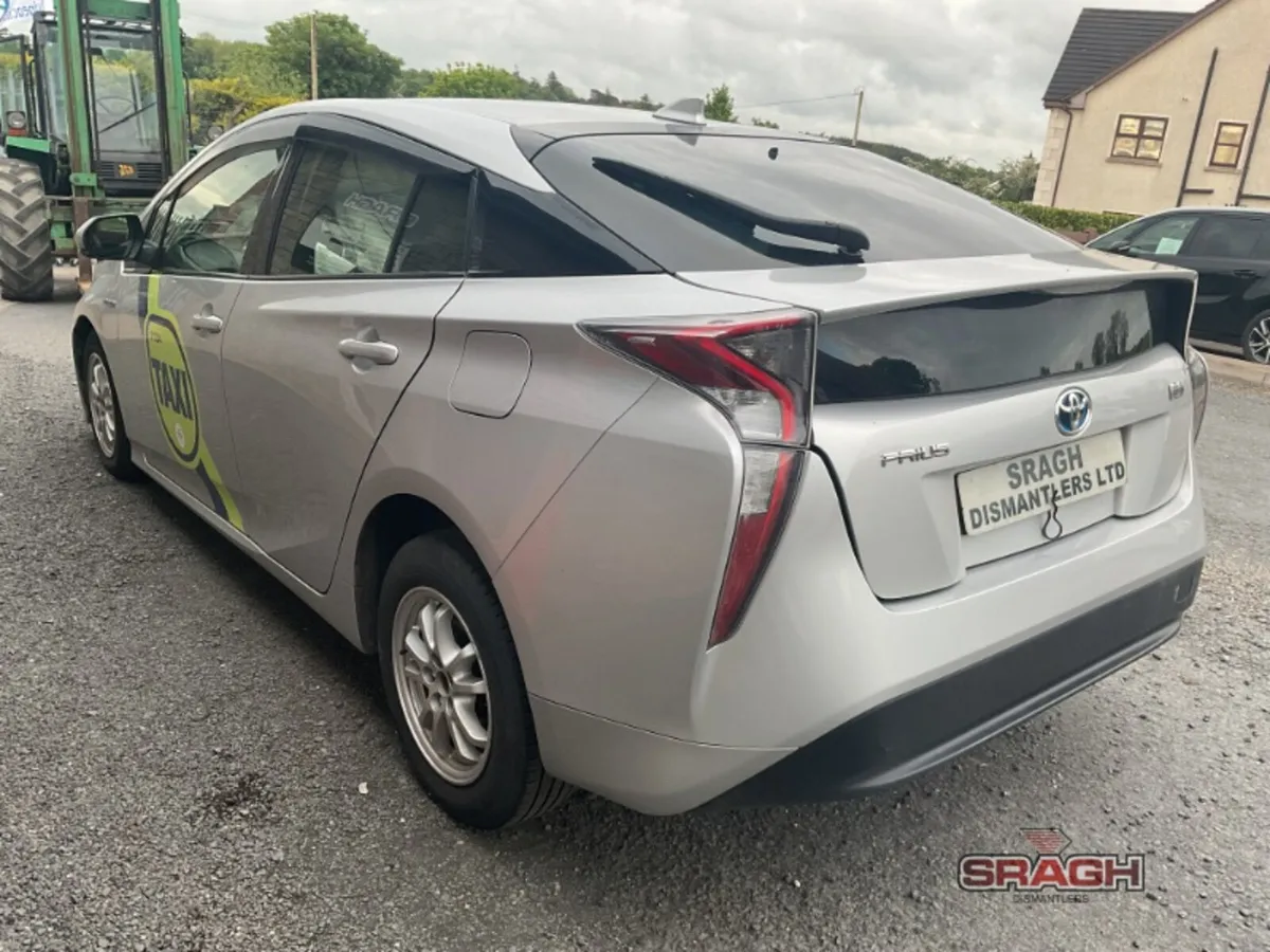 TOYOTA PRIUS COLLECTION - Image 3