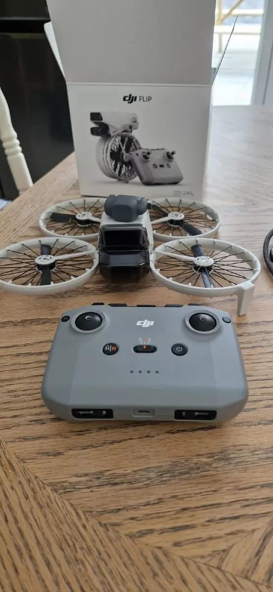 Drone DJI flip - Image 1