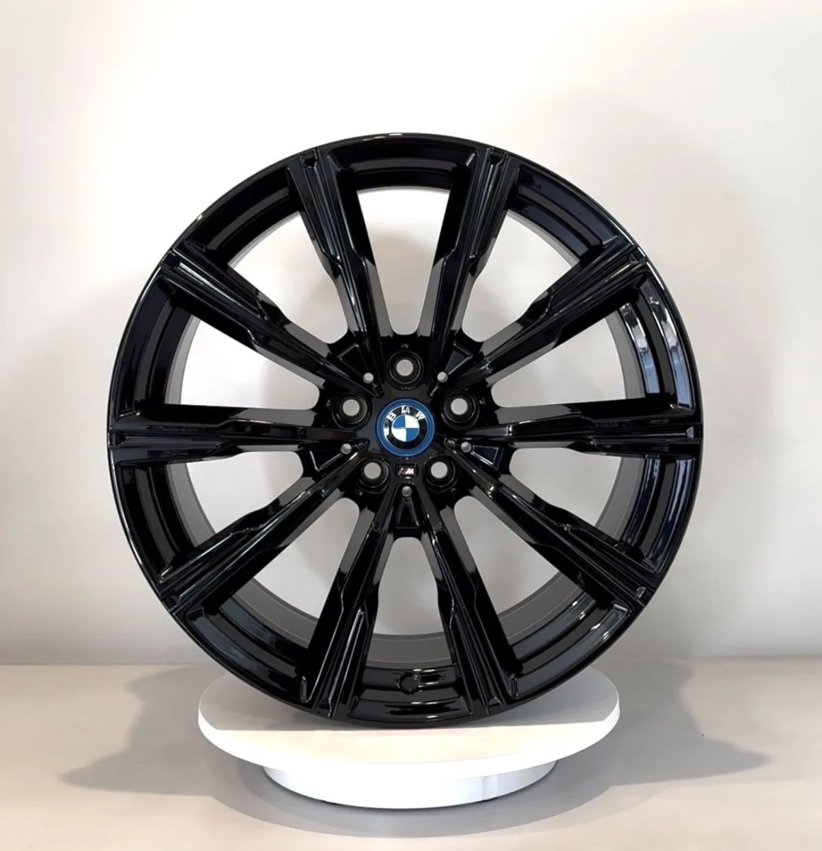 BMW alloys (20 inch) GENUINE - Image 1