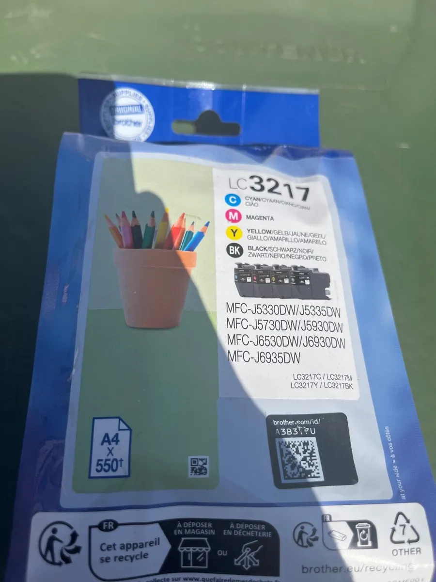Brother LC3217 Inkjet Cartridge CMYK Multipack LC3 - Image 1
