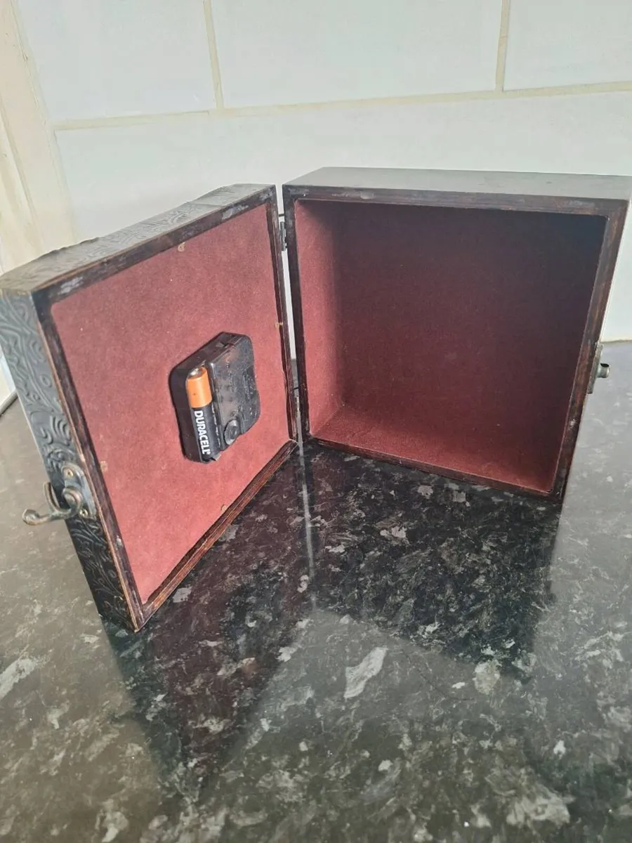 Vintage Quartz clock box - Image 3