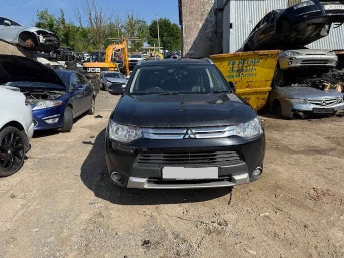 2014 MITSUBISHI OUTLANDER 2.3L-D - Image 2