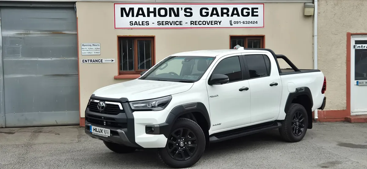 New Toyota Hilux Auto Invincible X  Price Plus Vat - Image 1