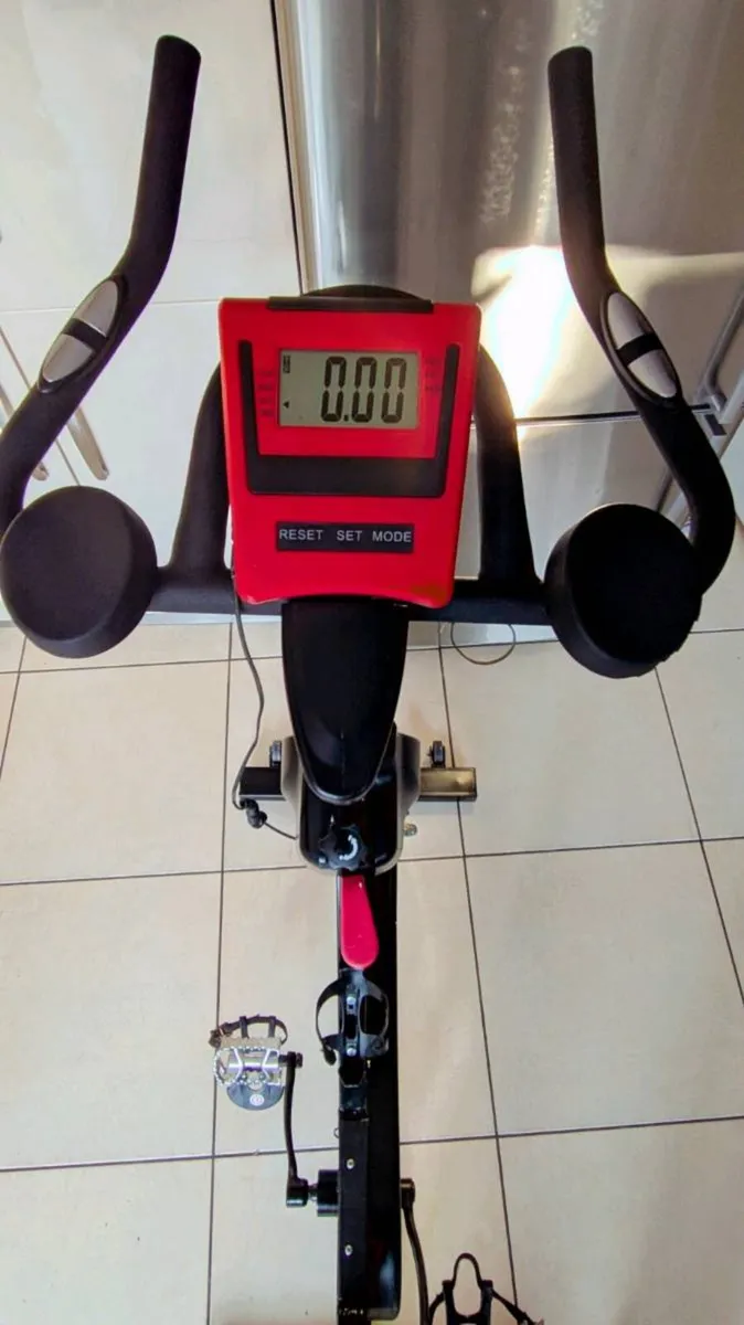 S-5000 Commercial Exercise Bike - Image 2