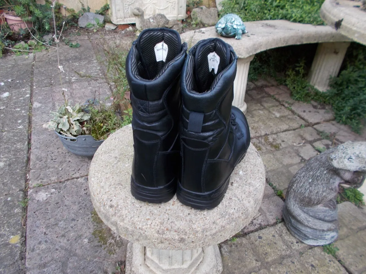 Hiking Boots - Image 4