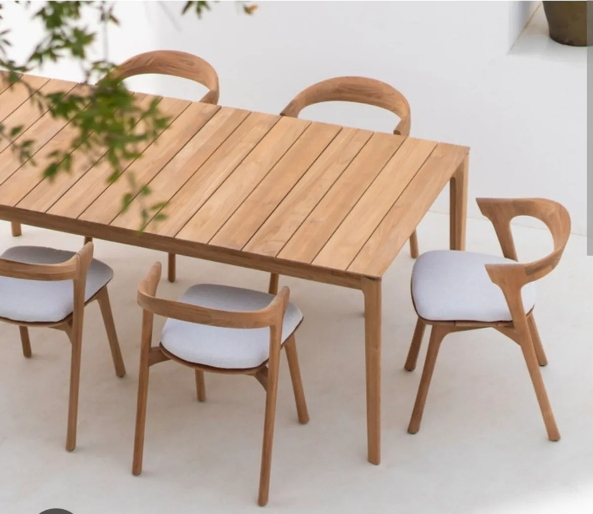 Garden table (Ethnicraft) Brand New - Image 1