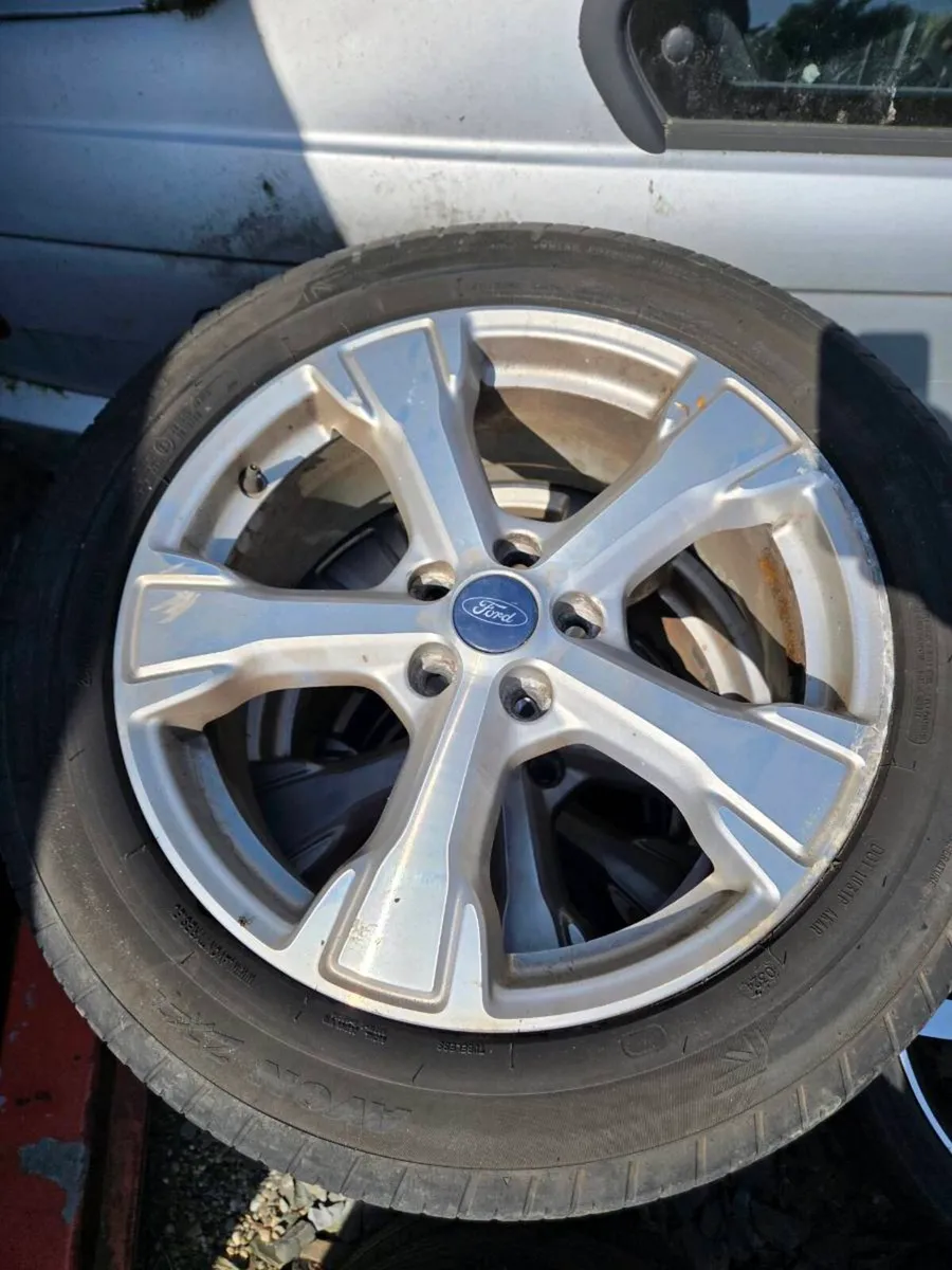 Ford kuga 18" alloy wheels