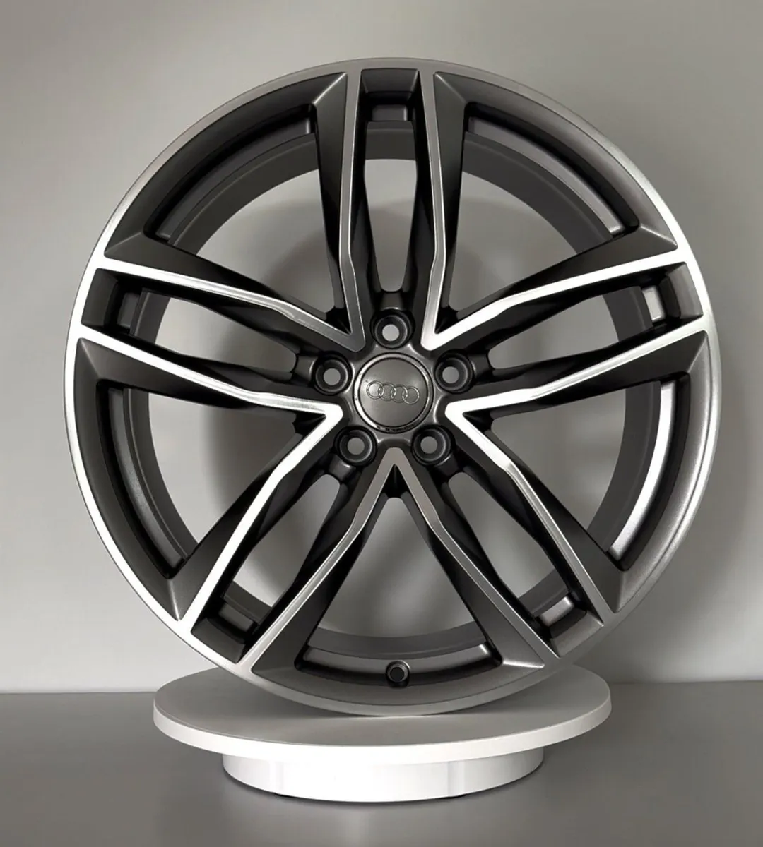 Audi 20 inch alloys GENUINE - Image 1