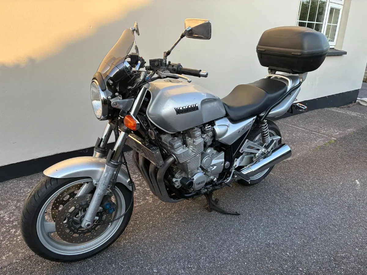 YAMAHA XJR1300 - Image 2