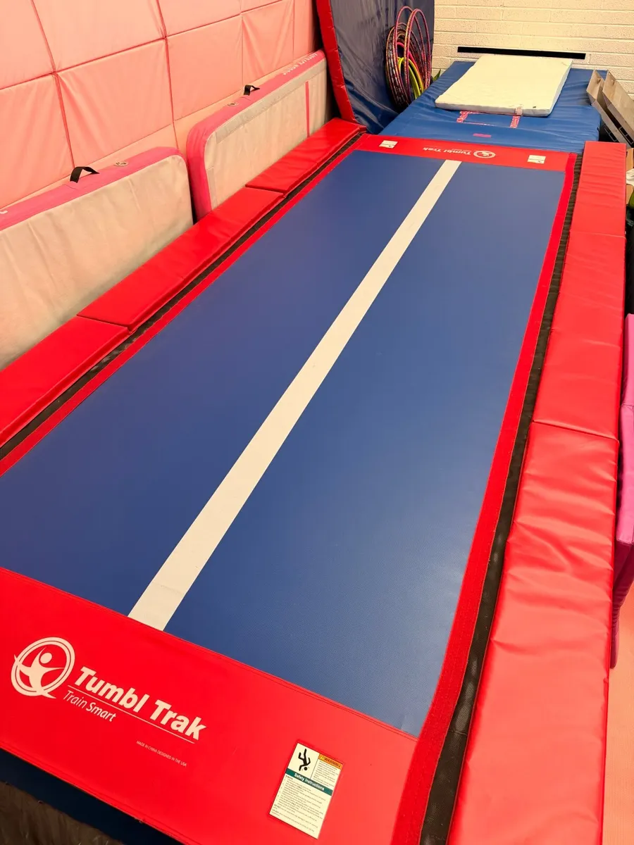 Gymnastics tumbl track trampoline 4,5meter - Image 3