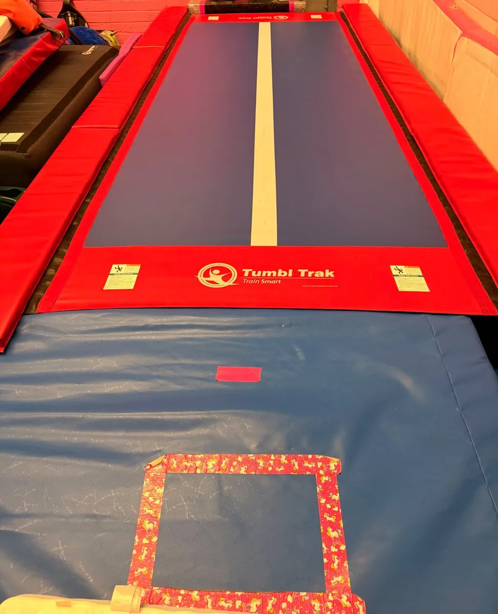 Gymnastics tumbl track trampoline 4,5meter - Image 2
