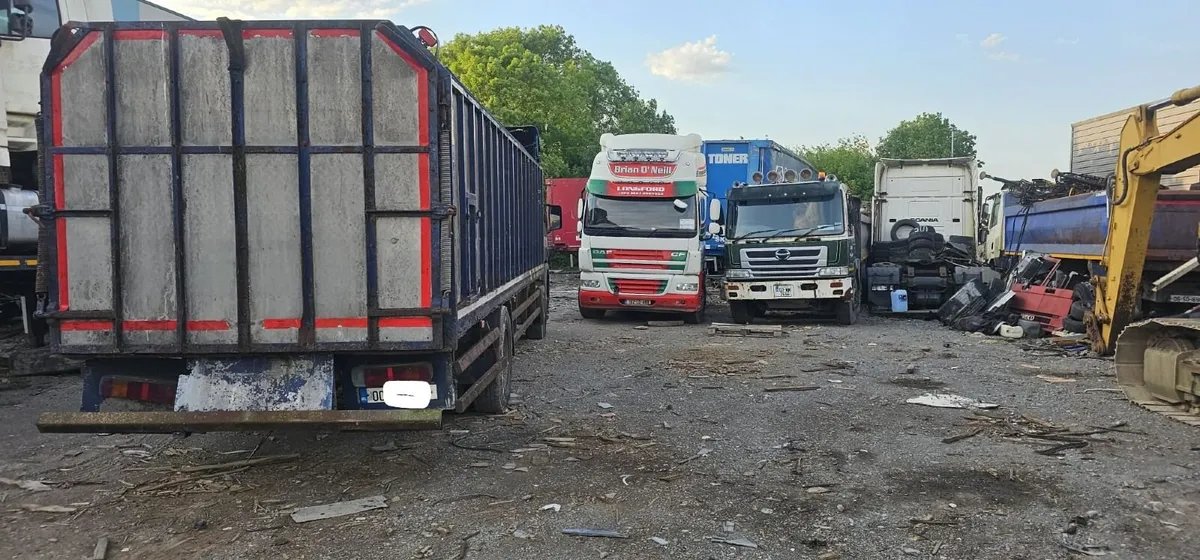 A scania 94D - Image 2