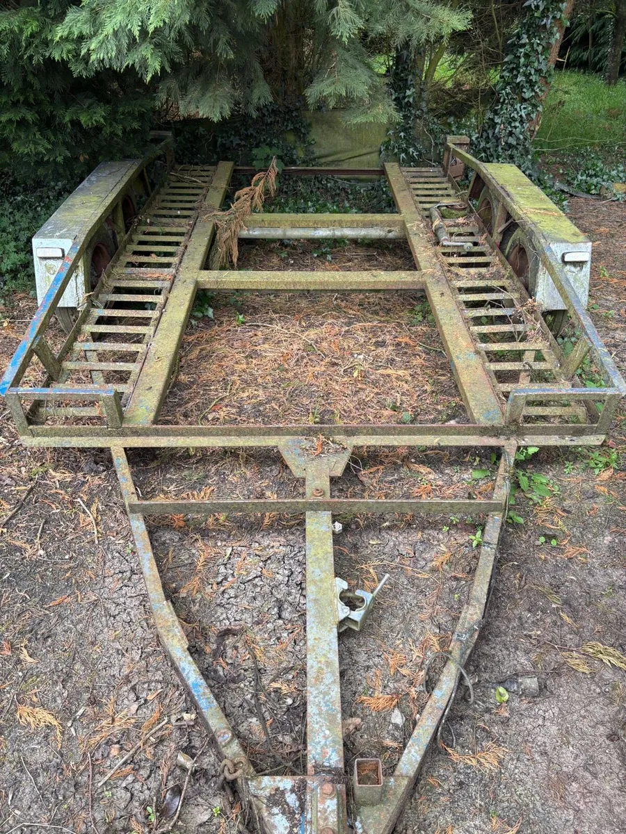 Car transport trailer - Image 1